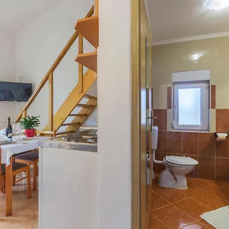 Apartment Amazing In Medulin